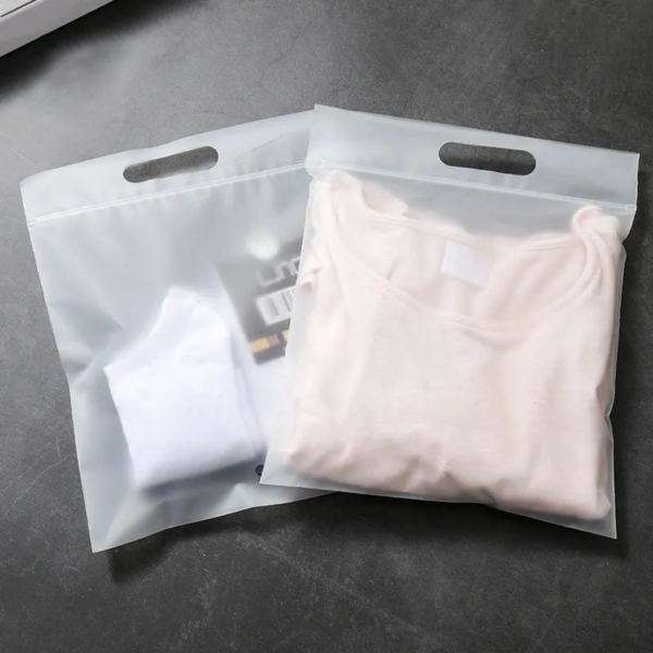 1002 Custom Printed Ziplock Matte Frosted Clothing Bags